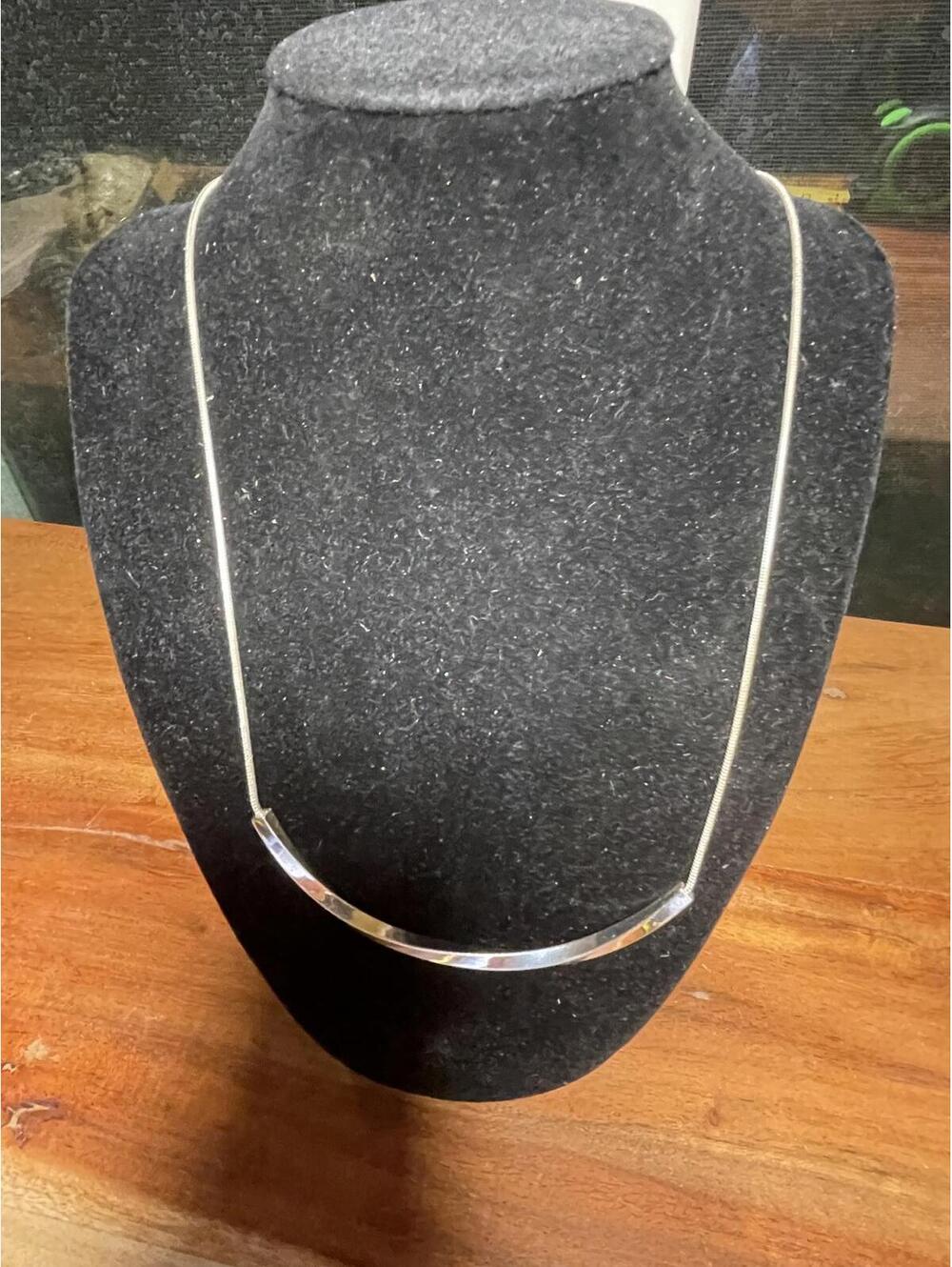 Vintage Silver Tone Chain Necklace Solid Curved Angular Shaped
